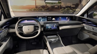 2025 Lincoln Lincoln Nautilus Internal Image 2